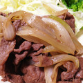 titatan's cooksnap of when they made 牛肉と玉葱のわさびめんつゆ炒め.