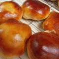 なんでも挑戦ママ's cooksnap of when they made しっとりクリチアプリコットパン HB.
