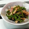 saranpyoru's cooksnap of when they made ピーマンとベーコンの塩こしょう炒め.