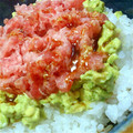 kame09's cooksnap of when they made アボマヨまぐろたたき丼.