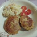 ntmin77's cooksnap of when they made 我が家の☆もやしハンバーグ.