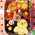 りりもぐら's cooksnap of when they made おすわりヒヨコちゃん＊キャラ弁.