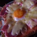 もやしやの息子's cooksnap of when they made 簡単！！ベーコン目玉焼きトースト.