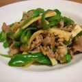 mikamika's cooksnap of when they made 簡単なのに本格派！チンジャオロース.