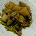 chokomashu's cooksnap of when they made ✿冷凍ポテトとしめじの❀焼肉のタレ✿炒め.