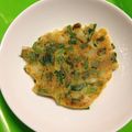 rrtママ's cooksnap of when they made カリモチ♪にらと玉ねぎのお焼き.