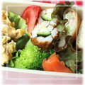 KENチャン's cooksnap of when they made 簡単・お弁当に☆竹輪の胡瓜詰め.