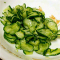 犬Gyami's cooksnap of when they made 簡単☆キュウリの塩もみマヨ和え.