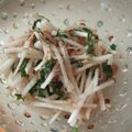 カバゴン's cooksnap of when they made 大根とシソのツナサラダ.