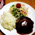 Ｈug's cooksnap of when they made 家のハンバーグ.