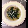 K0A9O0R8U♪'s cooksnap of when they made すぐ出来る！えのきとニラとワカメのスープ.