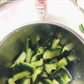 きんむぎちゃん's cooksnap of when they made たたきキュウリ♪ゴマ油の風味で韓国風に.