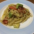 cockscomb◎'s cooksnap of when they made スモークサーモンとアボカドの冷製パスタ.