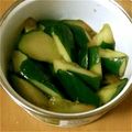 ももまろん♪'s cooksnap of when they made 即席きゅうりのラー油漬け.