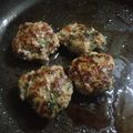 虹のこぶた's cooksnap of when they made お弁当に♪塩麹で豚こまの紫蘇だんご.