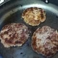 Jackson23's cooksnap of when they made 簡単やわらか美味しいハンバーグ.