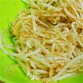 あさここなっつ's cooksnap of when they made 超簡単！安い！手抜き！もやしナムル.