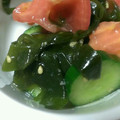 皆殿ようこ's cooksnap of when they made トマトときゅうりとワカメの酢のもの.