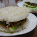 もんチッチッ's cooksnap of when they made 焼肉ライスバーガー.