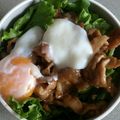 えつ眼鏡's cooksnap of when they made 豚丼温玉載せ.