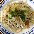 減塩パパ's cooksnap of when they made 簡単！もやしとベーコン炒め.