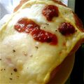 yukichyy's cooksnap of when they made トースターで簡単チーズ目玉焼きトースト◎.