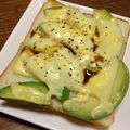 月之丞's cooksnap of when they made ちょっと和風のアボカドトースト.