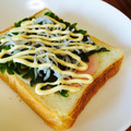 いじゅむ's cooksnap of when they made 釜あげしらす＆青じそ＆ハムの和風トースト.