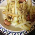 青blueblue's cooksnap of when they made ソーセージ＆ジャガイモの粒マ炒め.