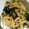 HRKママちゃん's cooksnap of when they made 簡単★ワカメともやしのナムル★.