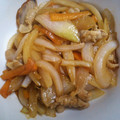 24aki's cooksnap of when they made 牛薄切り肉と玉葱のバター醤油炒め.