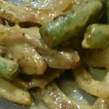 Mダッシュ☆'s cooksnap of when they made 鶏肉と玉葱といんげんのカレーマヨ炒め.