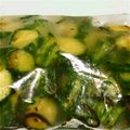もぐもぐほっぺ's cooksnap of when they made キュウリの簡単塩昆布浅漬け.