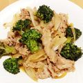 あーちゃ♡'s cooksnap of when they made 豚肉とブロッコリーのガリバタしょうゆ.