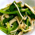 ちはるちゃんこ's cooksnap of when they made 【副菜】小松菜とエノキの煮浸し.