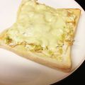かじりっこ's cooksnap of when they made 香ばしゴマ油のしらすチーズトースト☆.