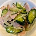 yu🐓's cooksnap of when they made きゅうりと玉ねぎとハムのマリネ風サラダ.