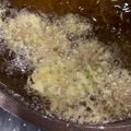 nakataka先生's cooksnap of when they made ウドの花と若い実の天ぷら.