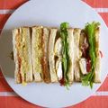 ルロワ・モワ's cooksnap of when they made 簡単朝ごはん☆オムレツサンド.
