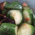 のし～'s cooksnap of when they made 梅塩昆布でさっぱりキュウリ♪.