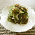 簡単手抜きママ's cooksnap of when they made パパッと簡単 じゃこともずくの酢の物.