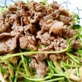 segreta's cooksnap of when they made ⁂妻も絶賛⁂牛肉と豆苗えのき炒め！.