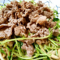 segreta's cooksnap of when they made ⁂妻も絶賛⁂牛肉と豆苗えのき炒め！.