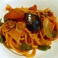 でめまぶた。's cooksnap of when they made 簡単ナポリタン.