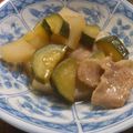 ナウちゃん's cooksnap of when they made ズッキーニと卵入りの、夏の大根の煮物♬.