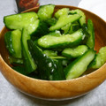 KIKIINO's cooksnap of when they made 比率は１：１　簡単たたききゅうりの漬物.