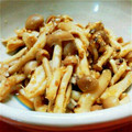 みつこ姉's cooksnap of when they made ☆簡単♪しめじだけの胡麻和え☆.