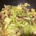 Albanana's cooksnap of when they made 豚肉＆キャベツ＆椎茸の簡単ゴマ味噌炒め.