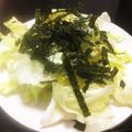 SALT0123's cooksnap of when they made 混ぜるだけ♪レタスと海苔のしっとりサラダ.