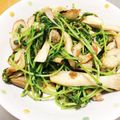 ＭＩＭＩ114's cooksnap of when they made 蒲鉾入り豆苗、エリンギのおかか炒め.